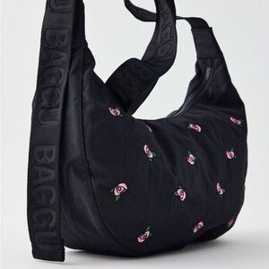 🍄SOLD🍄 BAGGU UO Exclusive Rose Embroidery Medium Nylon Crescent Bag